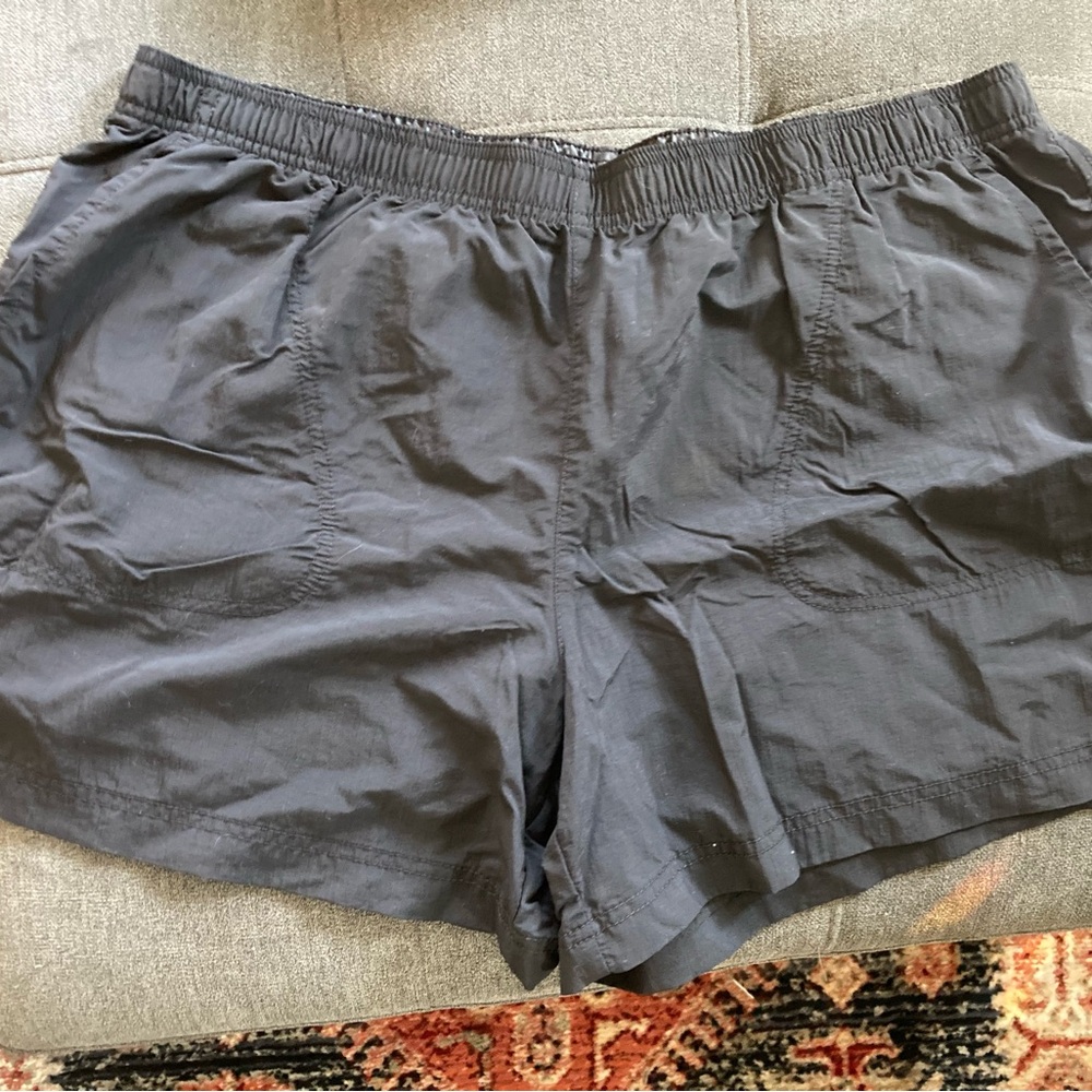 Columbia Women's Athletic Shorts - Black